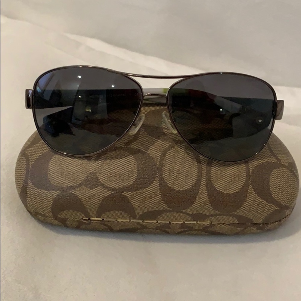 COACH Sunglasses in GREAT condition